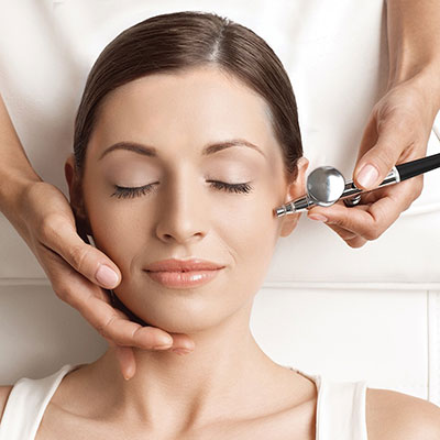 Oxygen spray facial with vitamins in Hollywood.